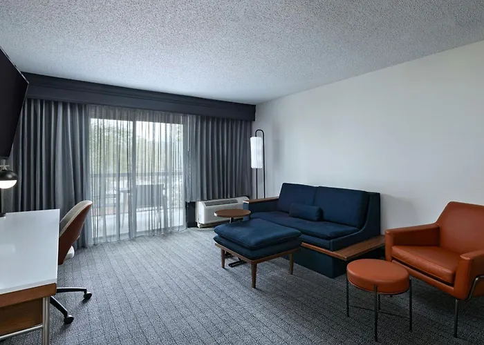 Courtyard Houston The Woodlands