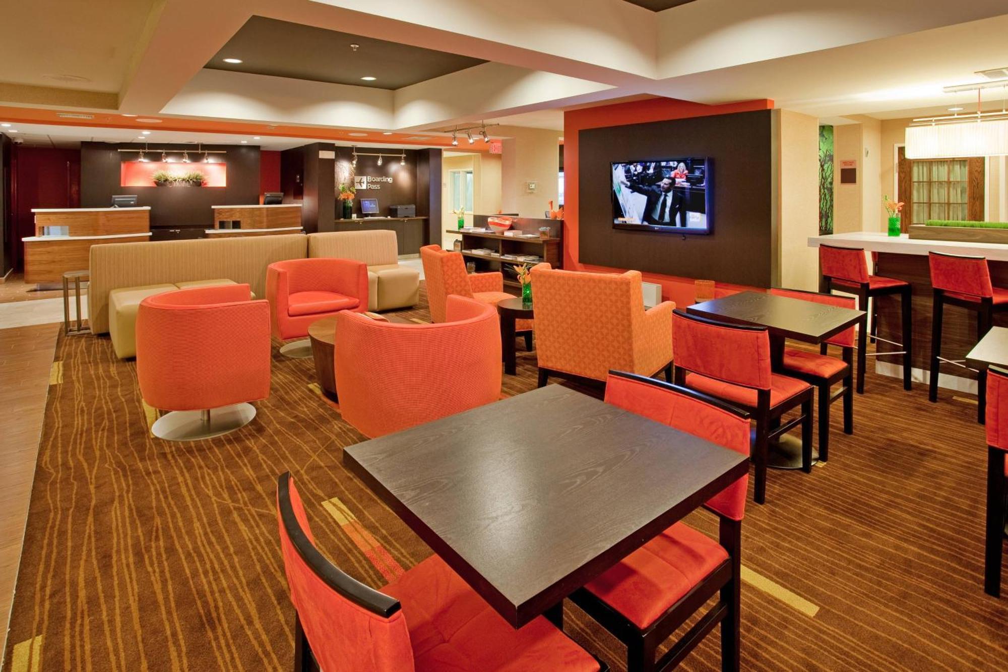 Hotel Courtyard Houston 3*