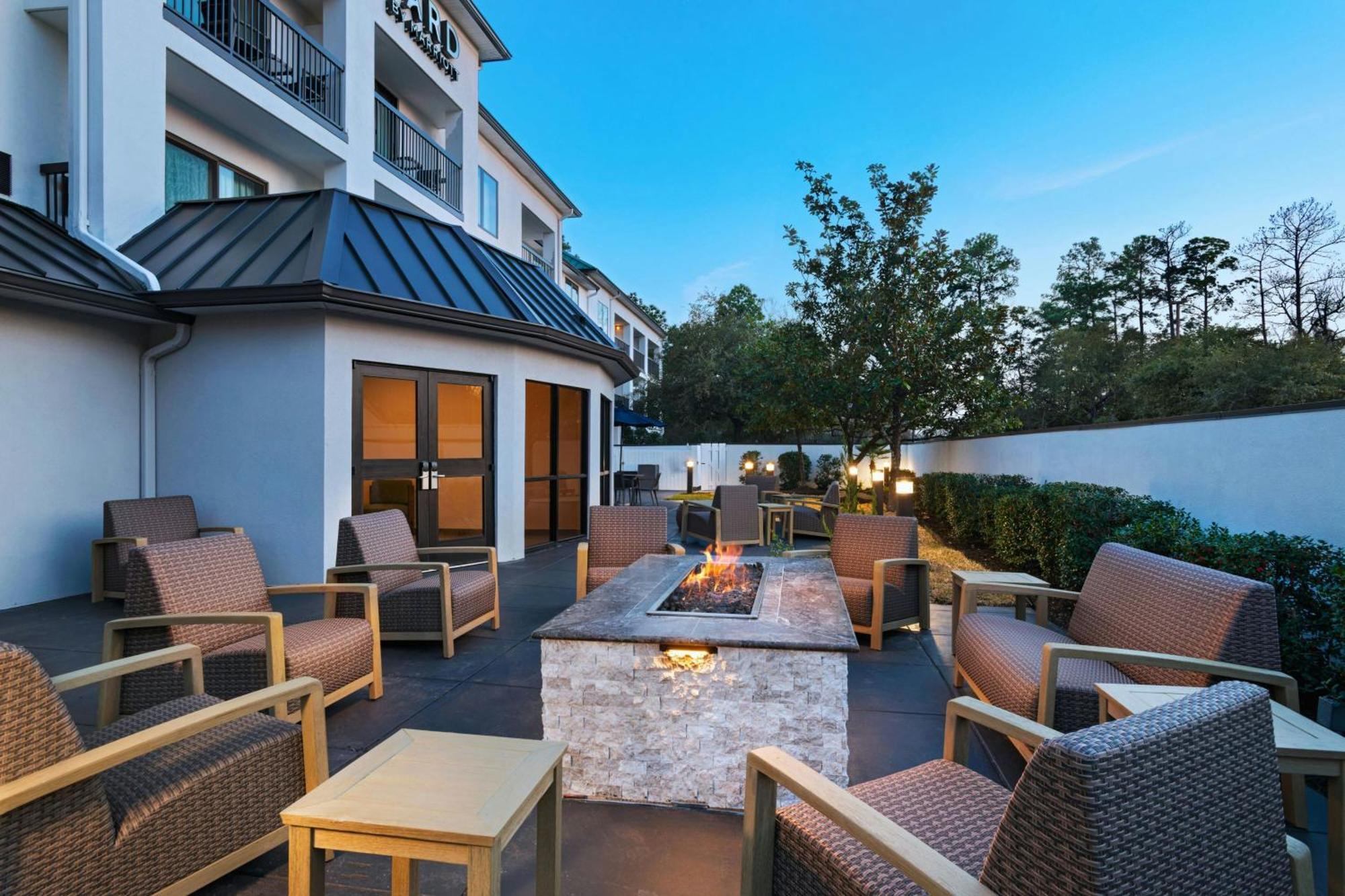 Courtyard Houston 3* The Woodlands